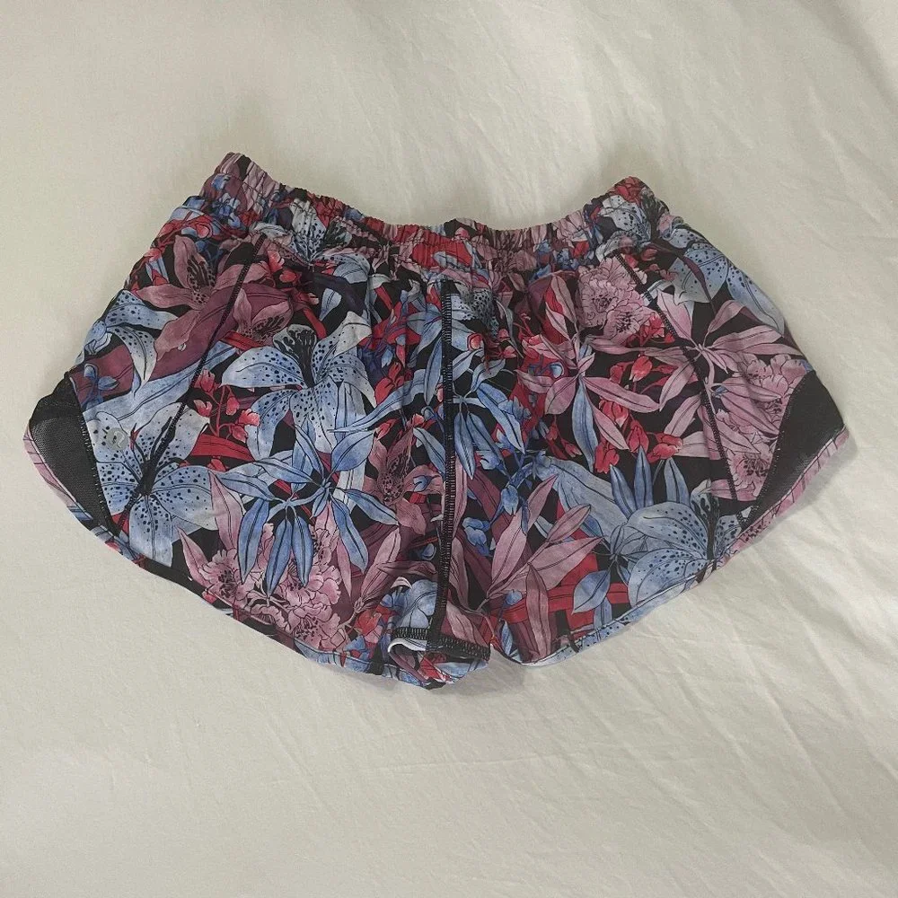 Lululemon Shorts Floral - Picture 1 of 3